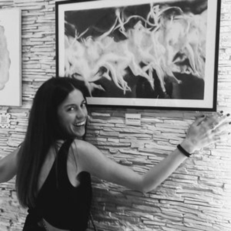 Loredana Proshka (1)